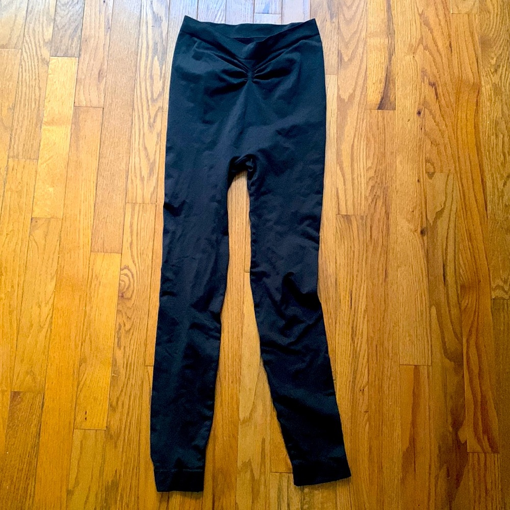 Ingrid & Isabel Black Leggings Maternity 3 NWOT